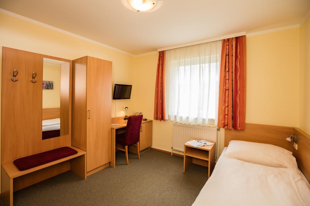 Hotel Denk Bed&Breakfast Vorchdorf Eksteriør billede